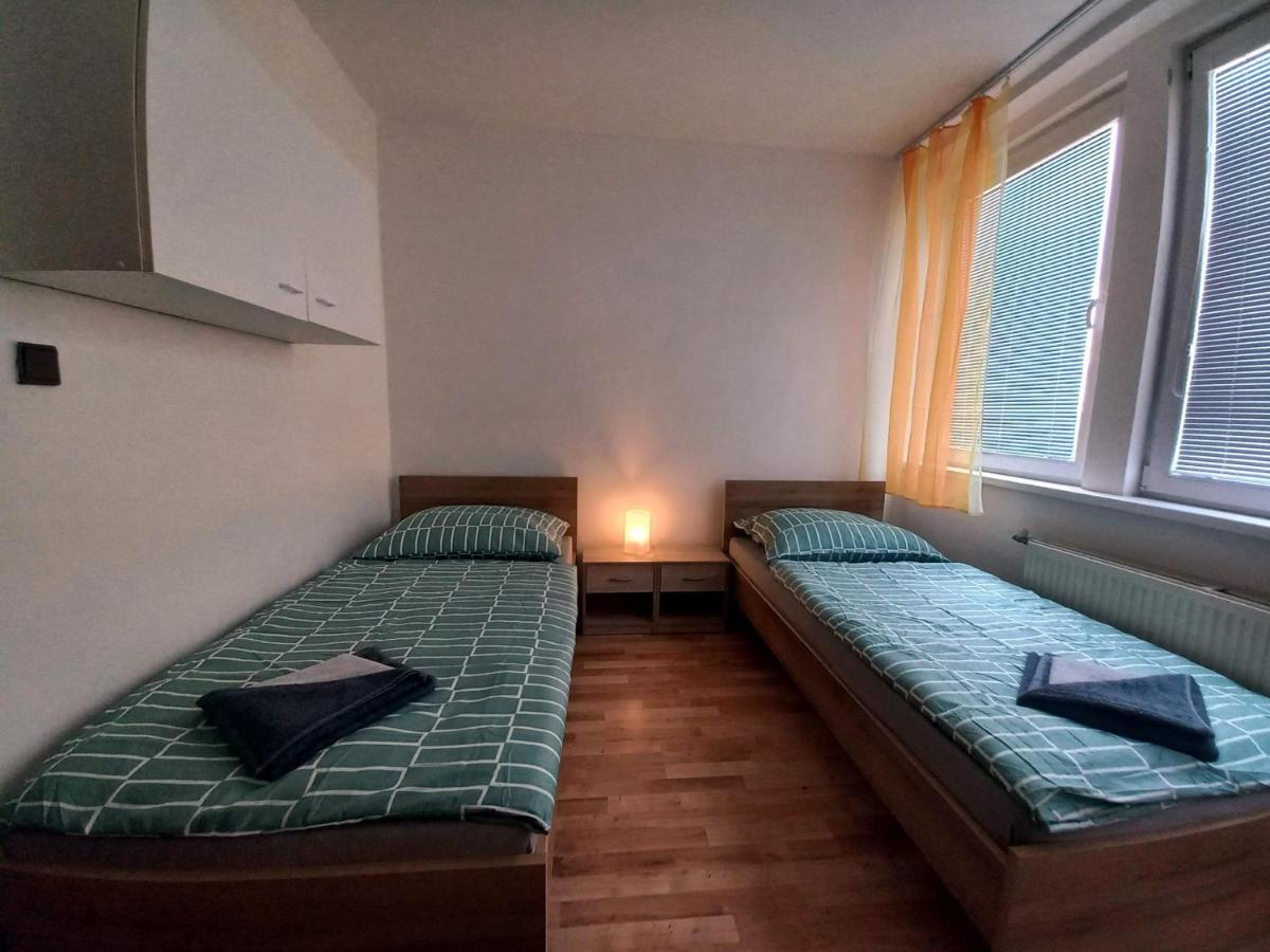Penzion Tina Prešov Exteriör bild